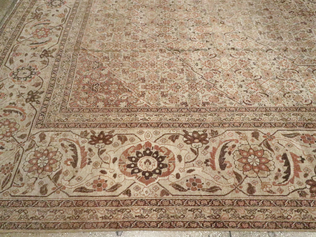 Antique Persian Tabriz Carpet, No.22148 - Gss