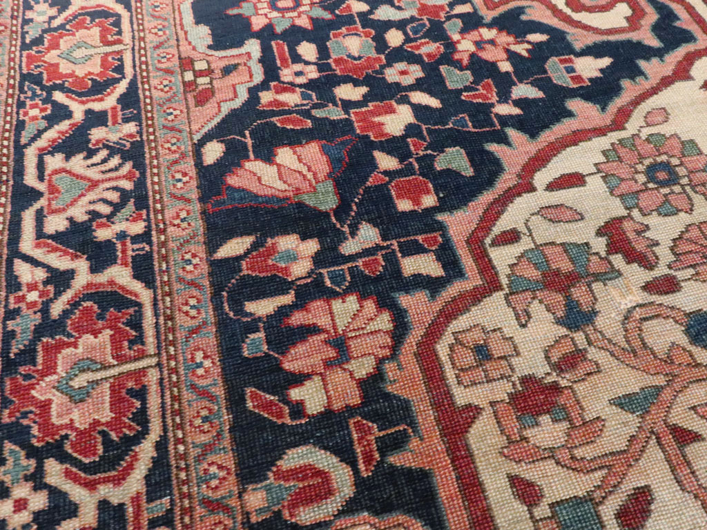 Antique Persian Sarouk Fereghan Rug, No.22163 - Gss