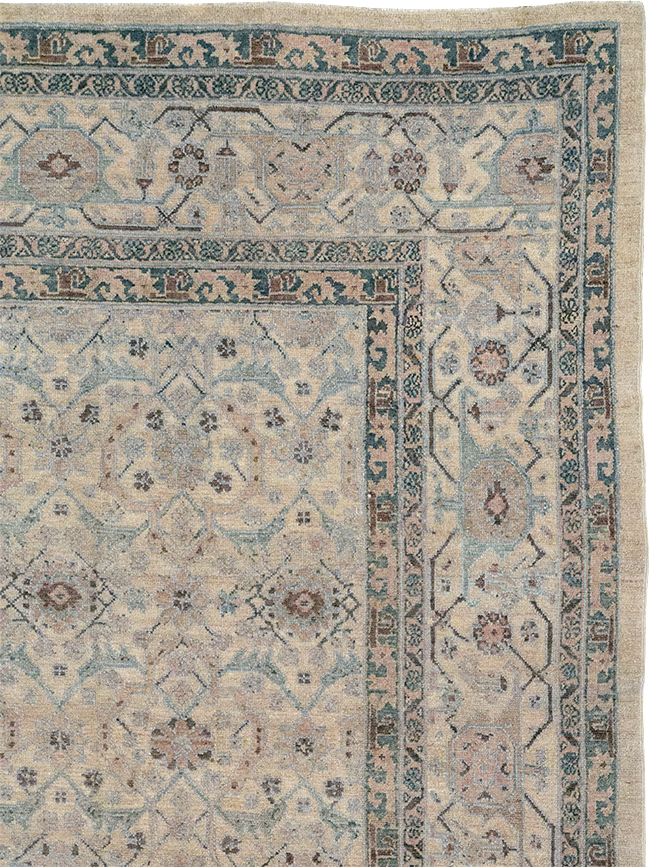 Antique Persian Bibikabad Carpet, No.22168 - Gss