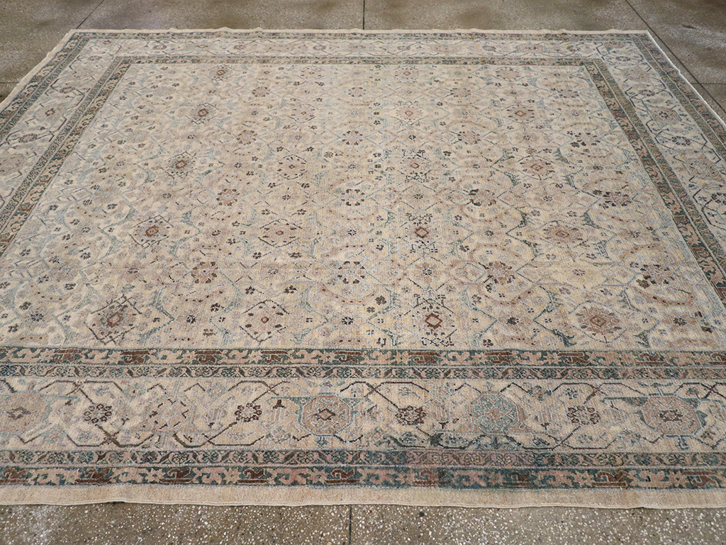 Antique Persian Bibikabad Carpet, No.22168 - Gss