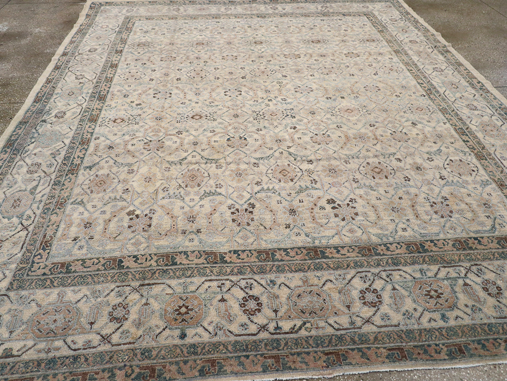 Antique Persian Bibikabad Carpet, No.22168 - Gss