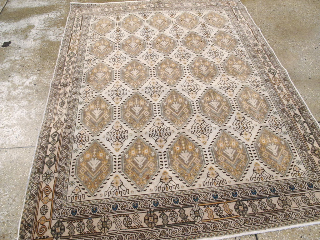 Vintage Persian Afshar Rug, No.22190 - Gss