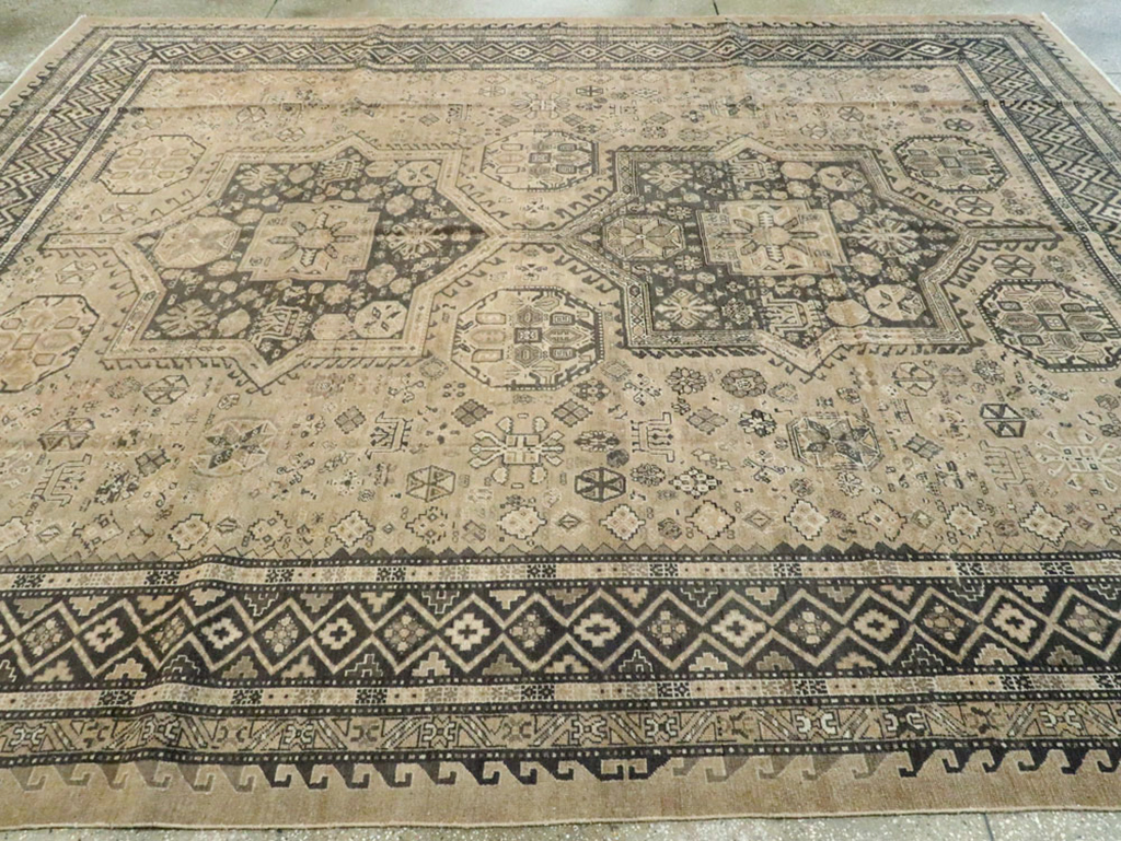 Vintage Persian Tabriz Carpet, No.22264 - Gss