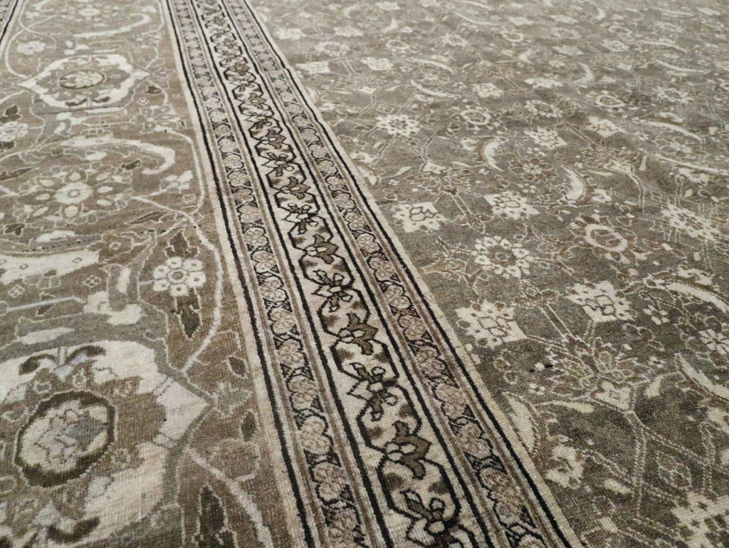 Antique Persian Tabriz Carpet, No.22274 - Gss