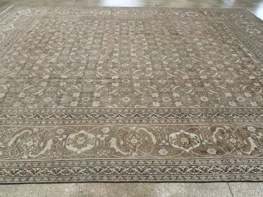Antique Persian Tabriz Carpet, No.22274 - Gss