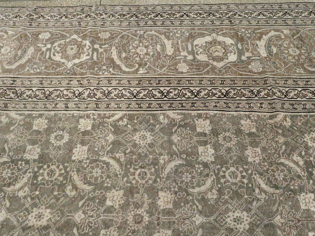 Antique Persian Tabriz Carpet, No.22274 - Gss