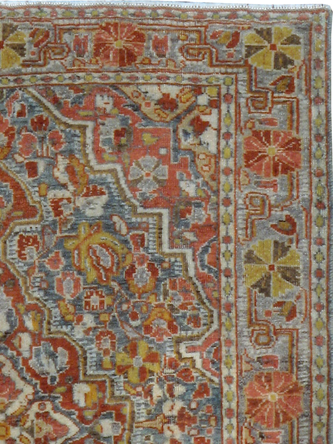 Antique Persian Sarouk Rug, No.22275 - Gss