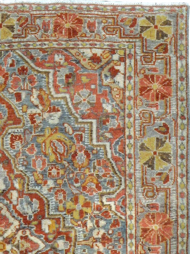 Antique Persian Sarouk Rug, No.22275 - Gss