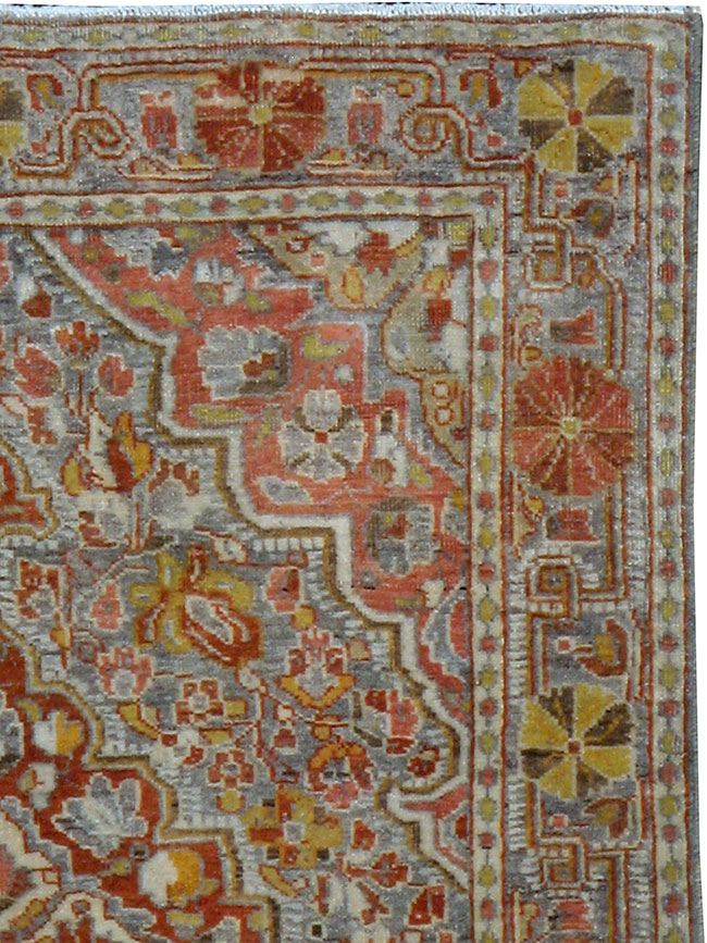 Antique Persian Sarouk Rug, No.22275 - Gss