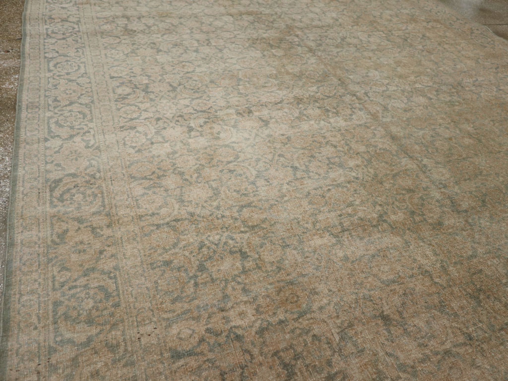 Antique Persian Tabriz Carpet, No.22281 - Gss