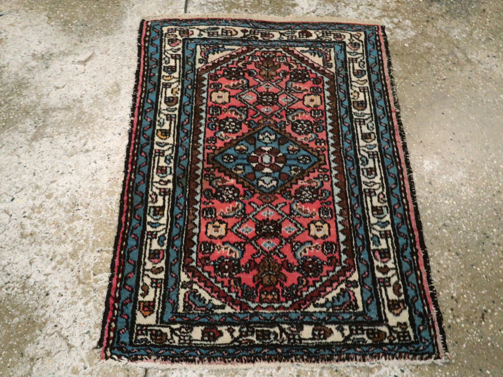 Vintage Persian Hamadan Rug, No.22284 - Gss