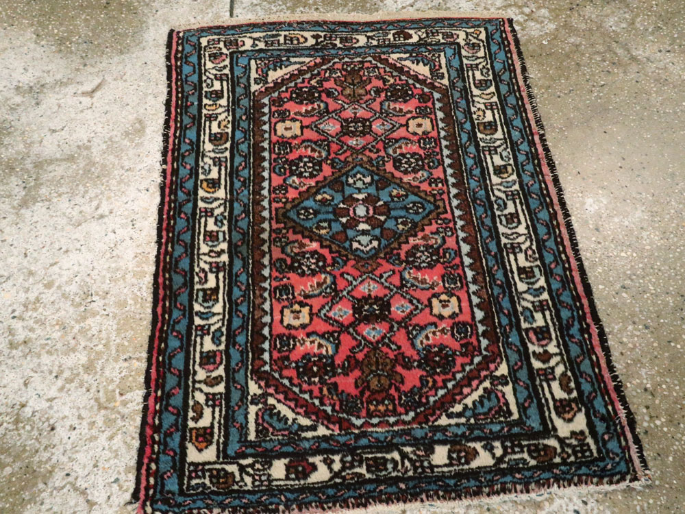 Vintage Persian Hamadan Rug, No.22284 - Gss