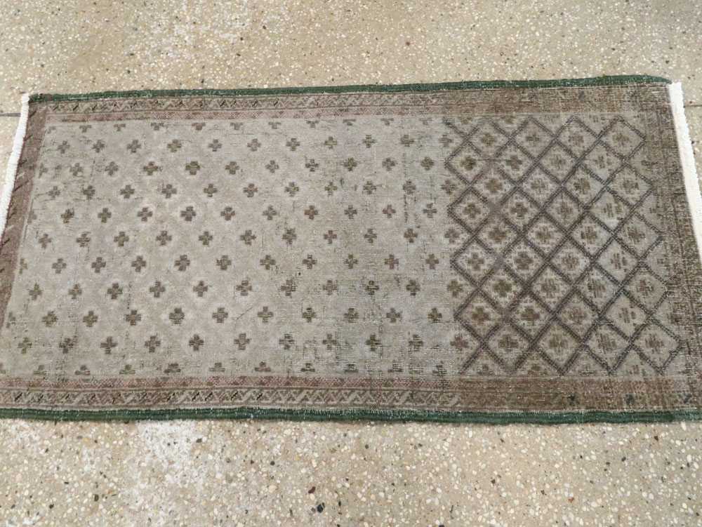 Vintage Persian Tabriz Rug, No.22322 - Gss