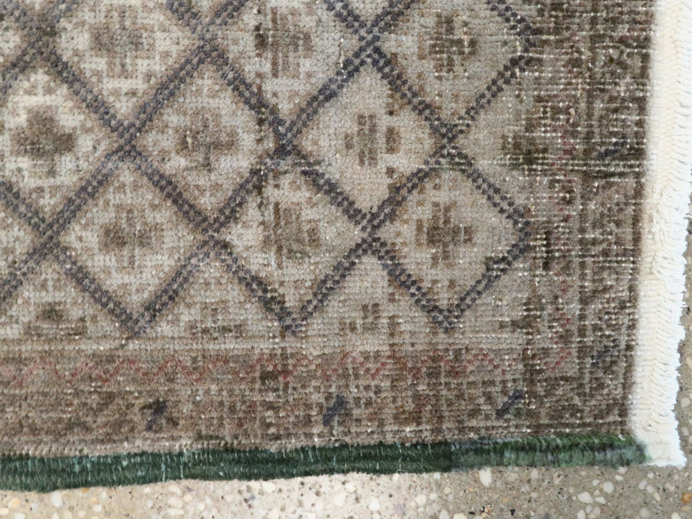 Vintage Persian Tabriz Rug, No.22322 - Gss