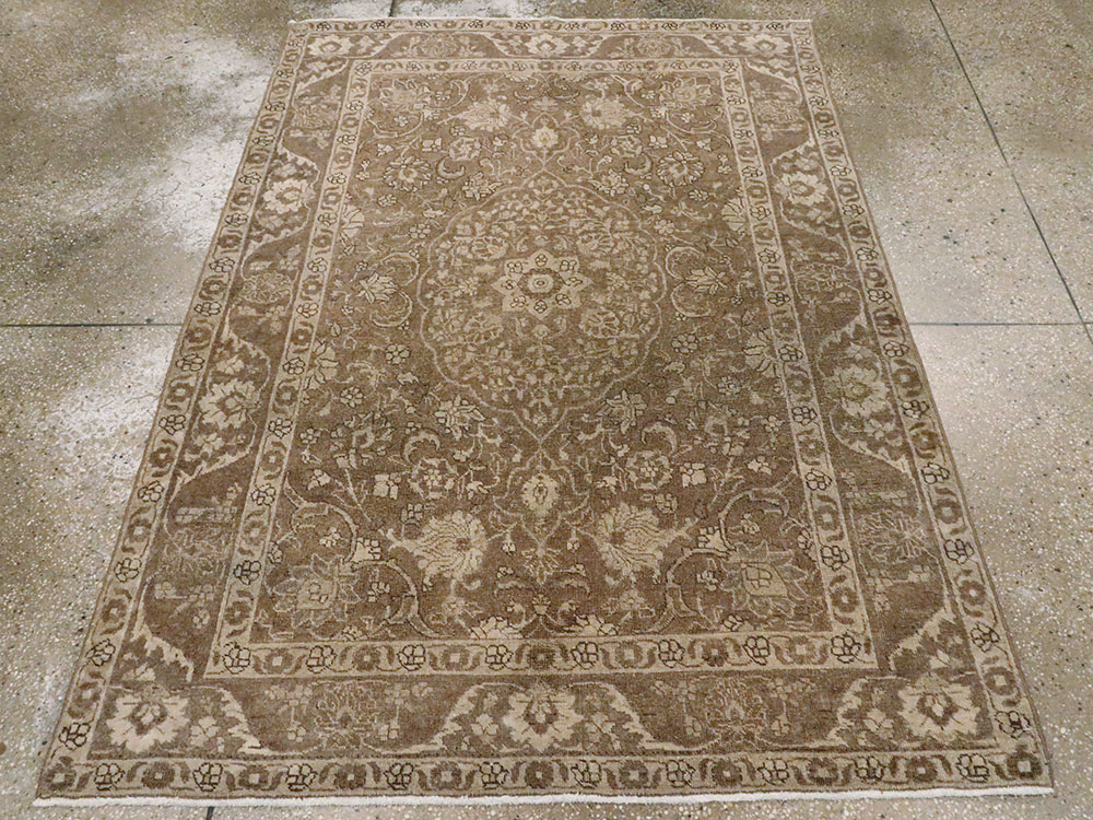 Antique Persian Tabriz Rug, No.22342 - Gss