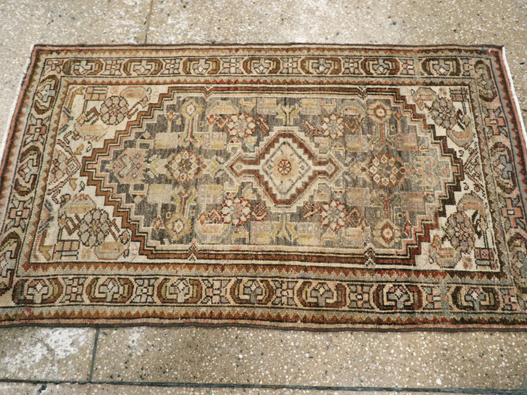 Antique Persian Malayer Throw Rug, No.22344 - Gss