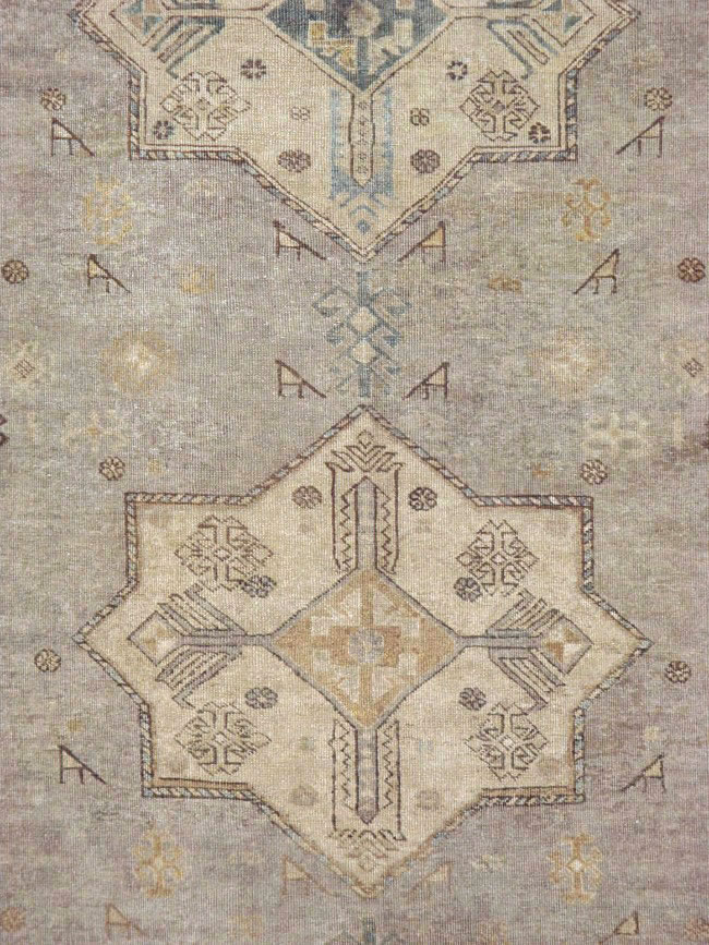 Vintage Persian Tabriz Carpet, No.22376 - Gss