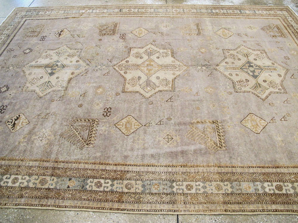 Vintage Persian Tabriz Carpet, No.22376 - Gss