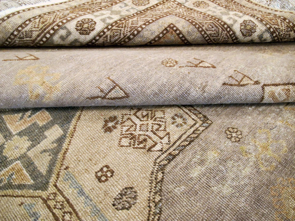 Vintage Persian Tabriz Carpet, No.22376 - Gss