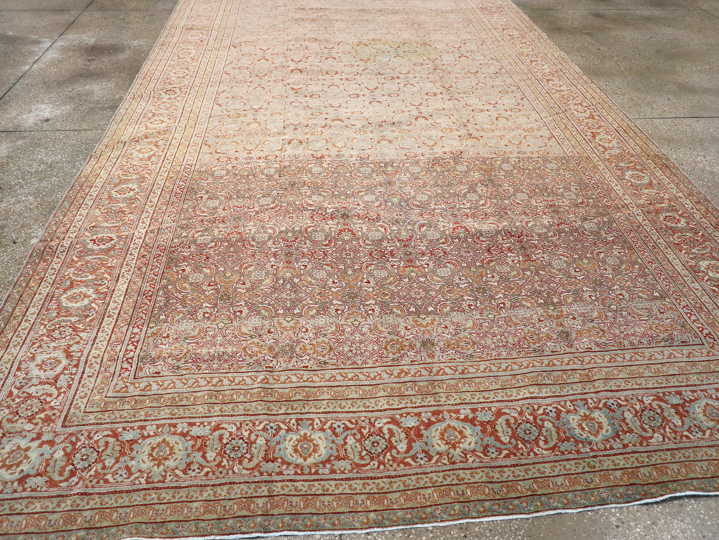 Antique Persian Tabriz Carpet, No.22377 - Gss