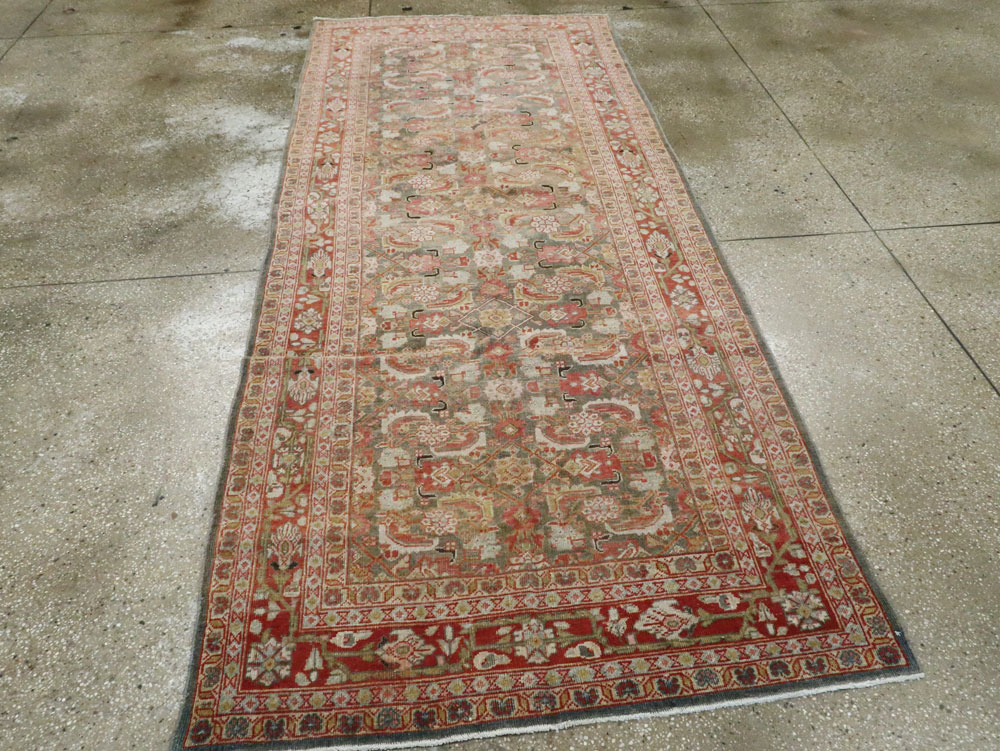 Antique Persian Mahal Rug, No.22392 - Gss
