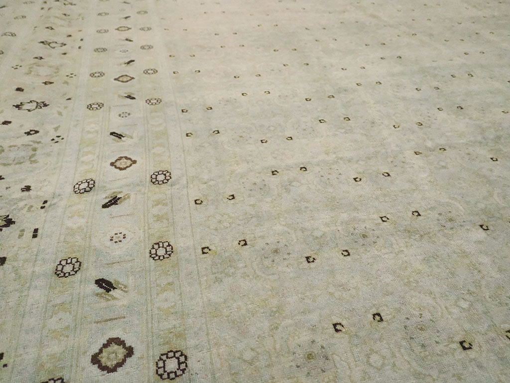 Antique Persian Tabriz Carpet, No.22397 - Gss