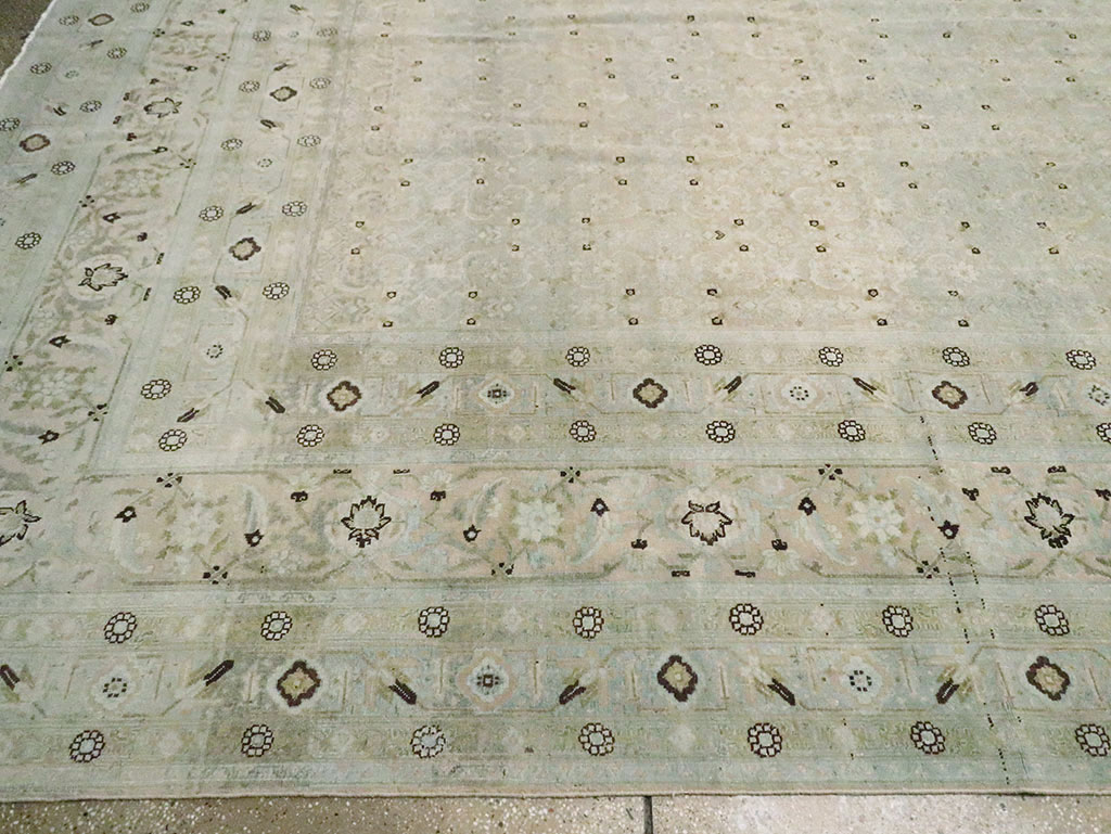 Antique Persian Tabriz Carpet, No.22397 - Gss