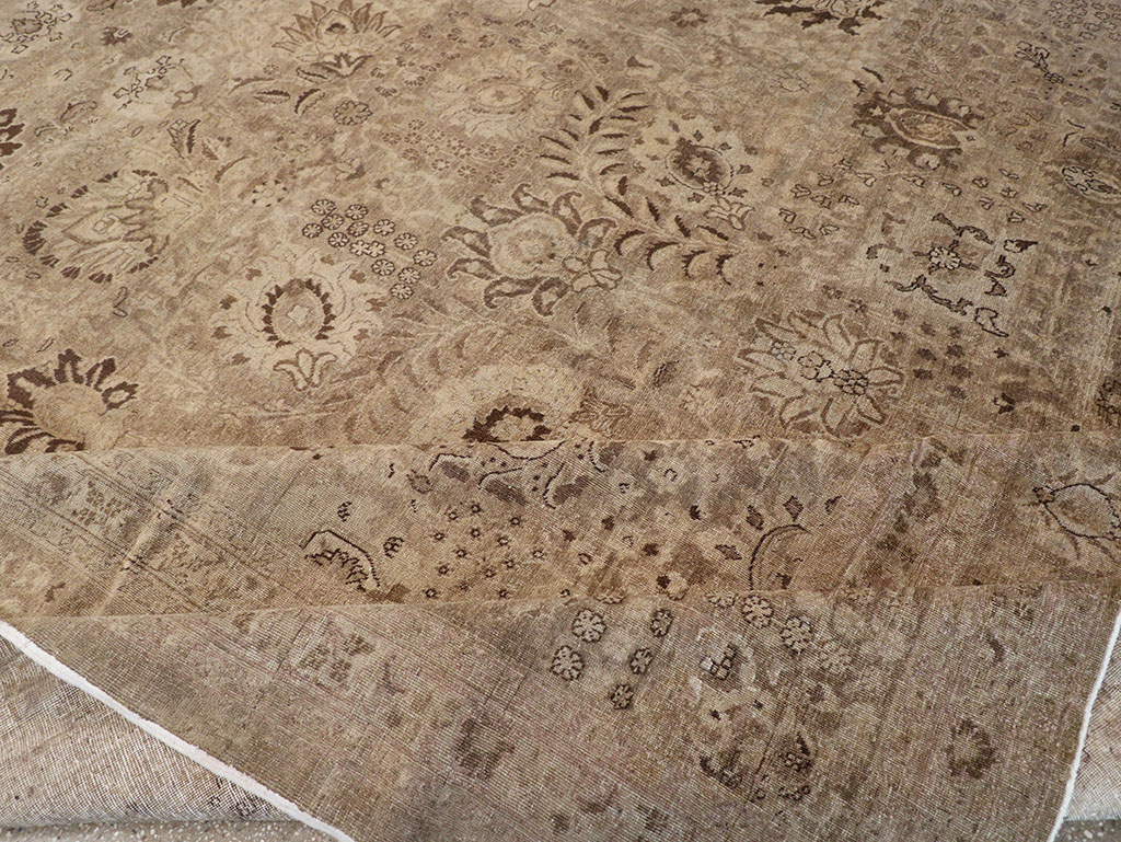 Antique Persian Tabriz Carpet, No.22431 - Gss