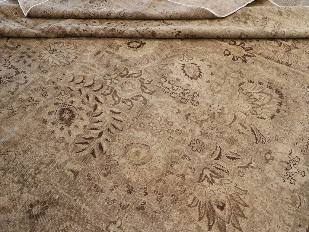 Antique Persian Tabriz Carpet, No.22431 - Gss