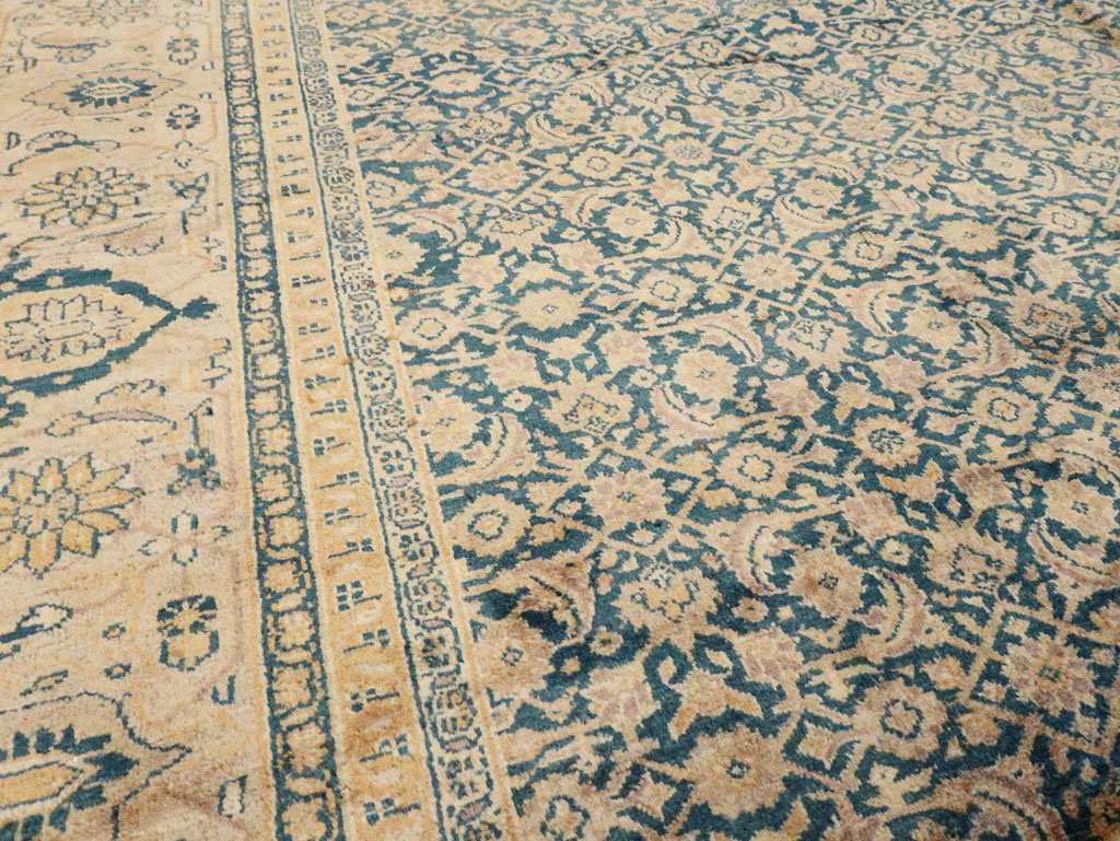 Antique Persian Mahal Carpet, No.22475 - Gss