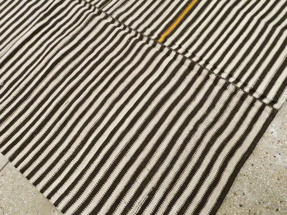 Vintage Persian Flatweave Kilim, No.22509 - Gss