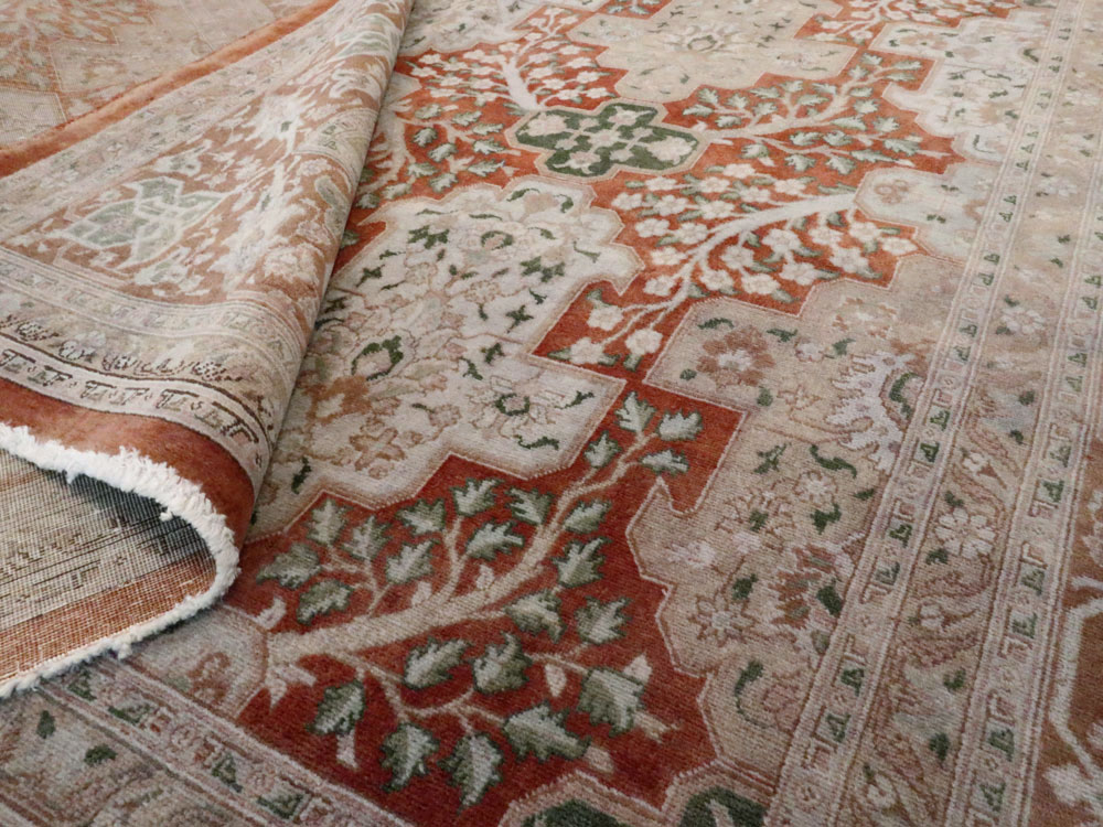 Vintage Persian Tabriz Carpet, No.22528 - Gss