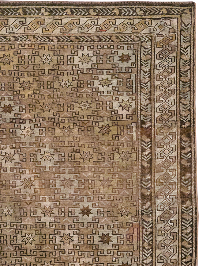 Antique Caucasian Shirvan Accent Rug, No.22558 - Gss