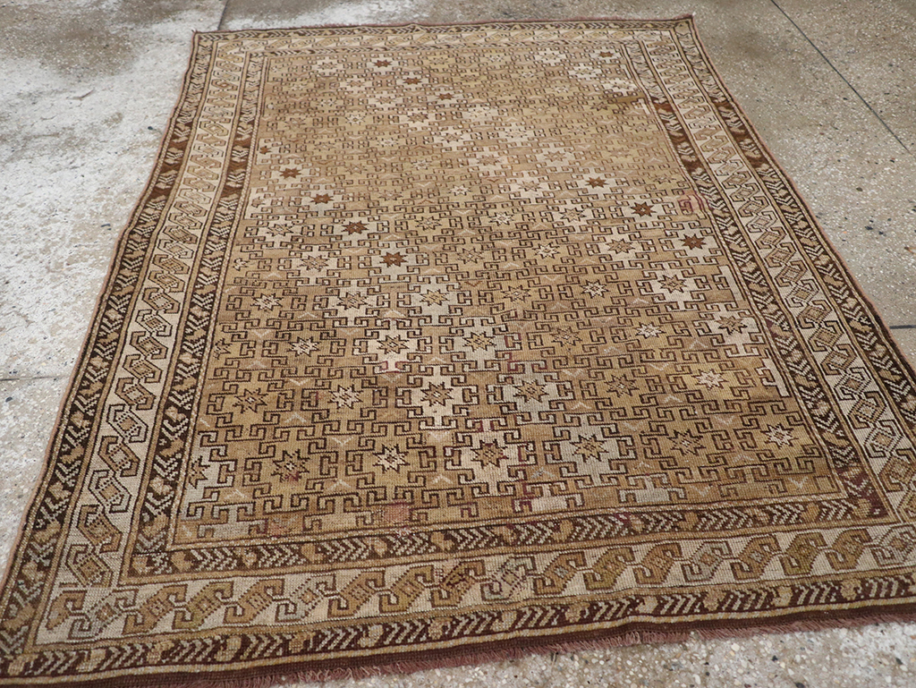 Antique Caucasian Shirvan Accent Rug, No.22558 - Gss