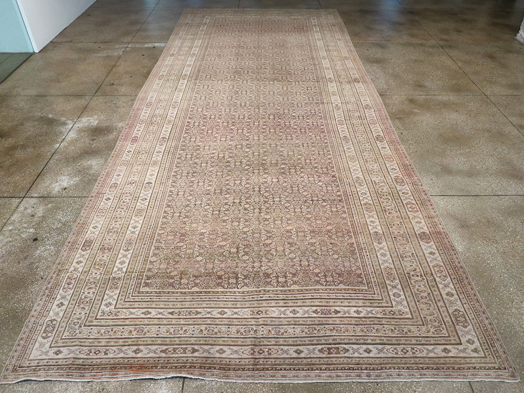 Antique Persian Dorokhsh Carpet, No.22559 - Gss
