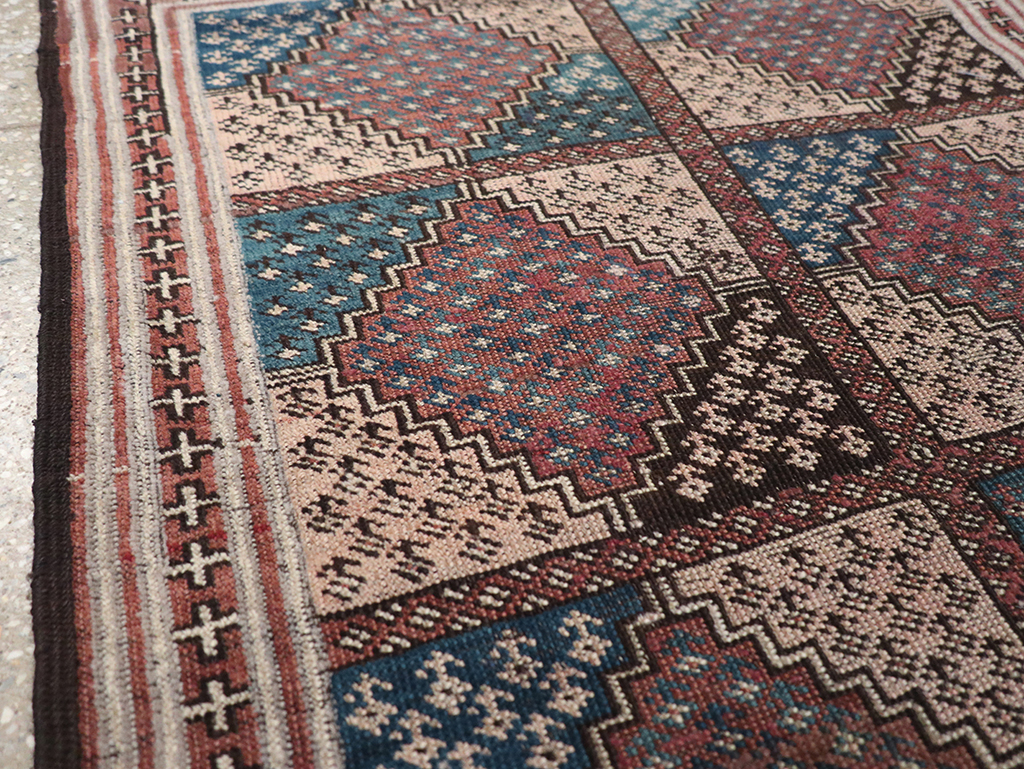 Antique Central Asia Turkoman Throw Rug, No.22598 - Gss
