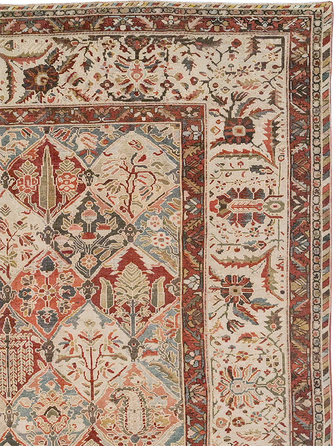 Antique Persian Bakhtiari Large Carpet, No.22602 - Gss