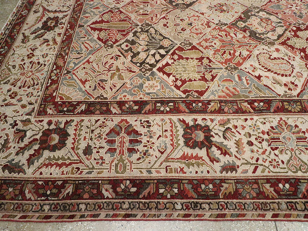 Antique Persian Bakhtiari Large Carpet, No.22602 - Gss