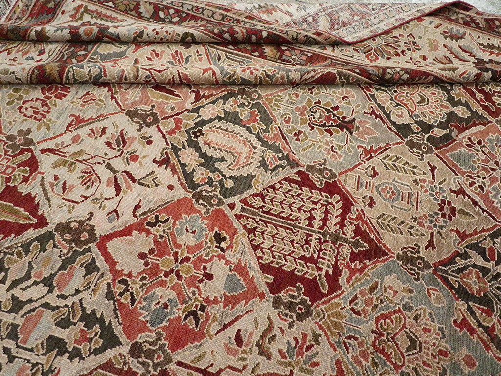 Antique Persian Bakhtiari Large Carpet, No.22602 - Gss