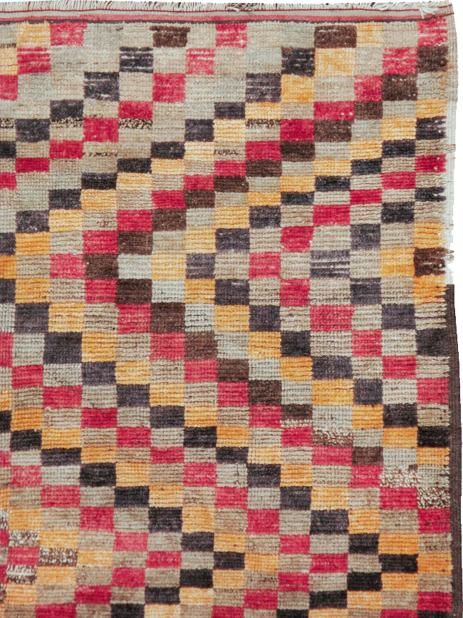 Vintage Turkish Anatolian Accent Rug, No.22644 - Gss