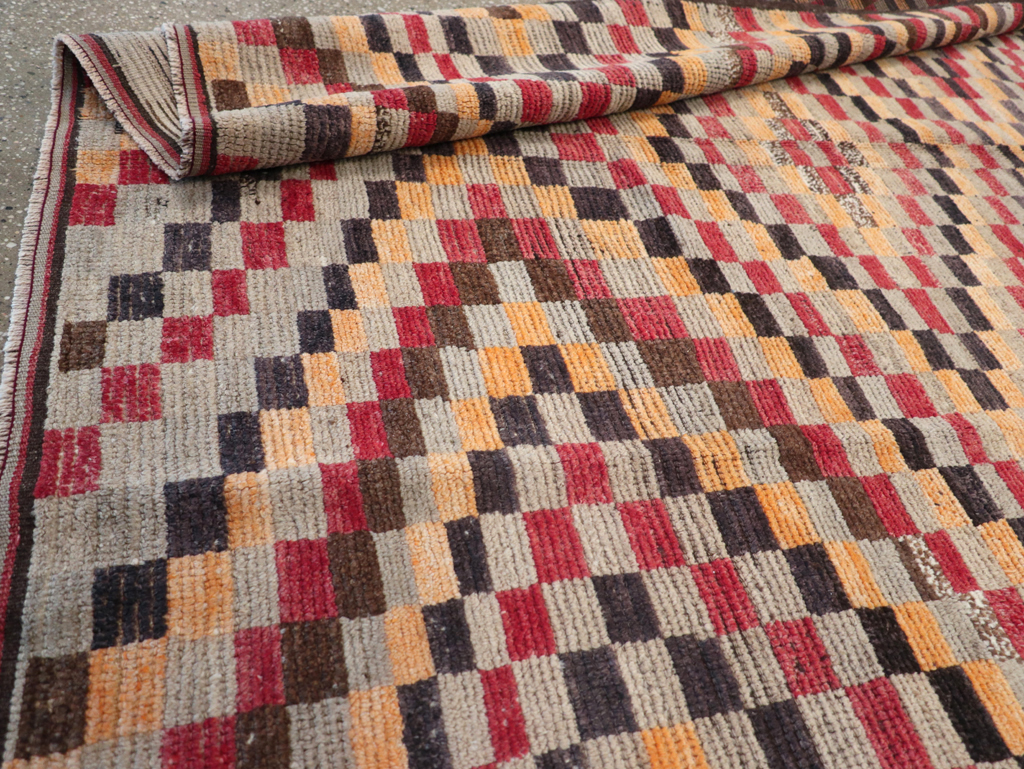 Vintage Turkish Anatolian Accent Rug, No.22644 - Gss