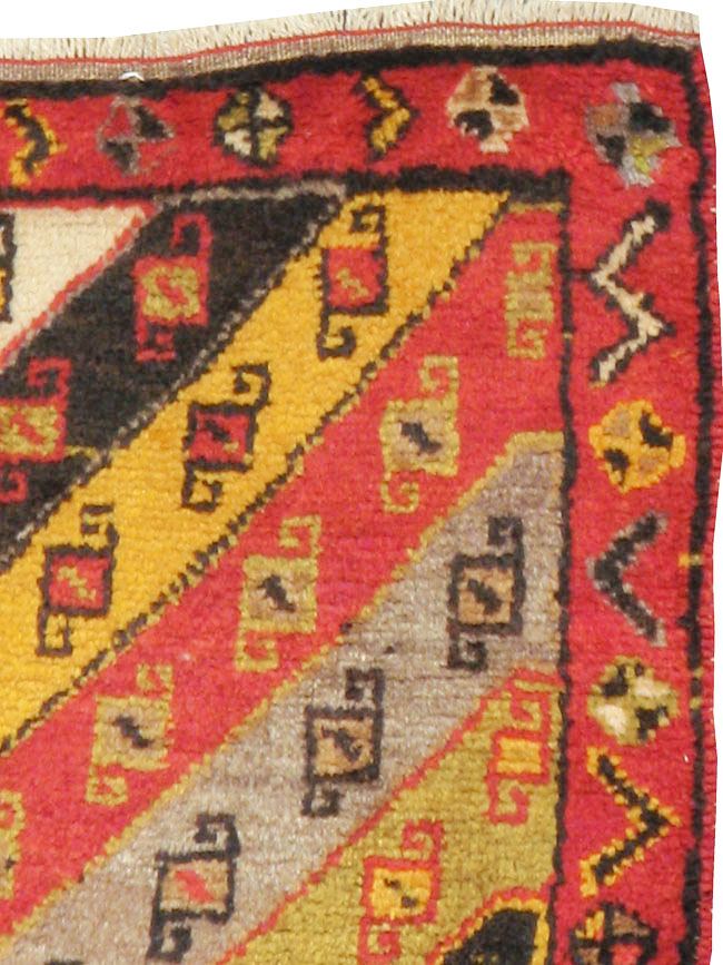 Vintage Turkish Anatolian Rug, No.22648 - Gss