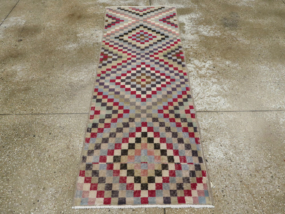 Vintage Turkish Anatolian Small Runner, No.22657 - Gss