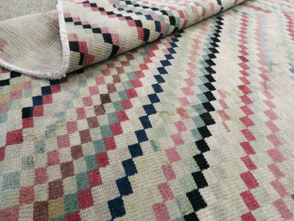 Vintage Turkish Anatolian Gallery Carpet, No.22658 - Gss