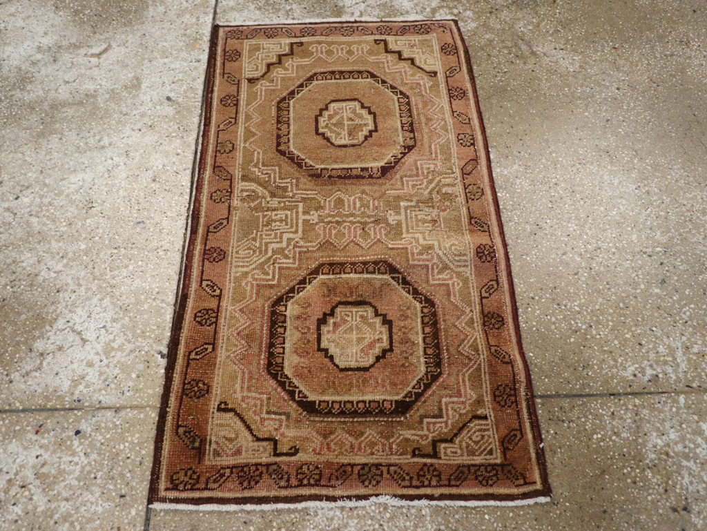 Antique Khotan Rug, No.22674 - Gss
