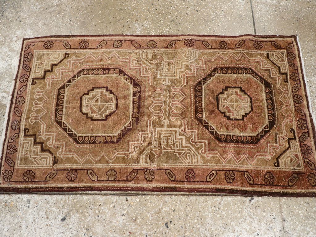 Antique Khotan Rug, No.22674 - Gss