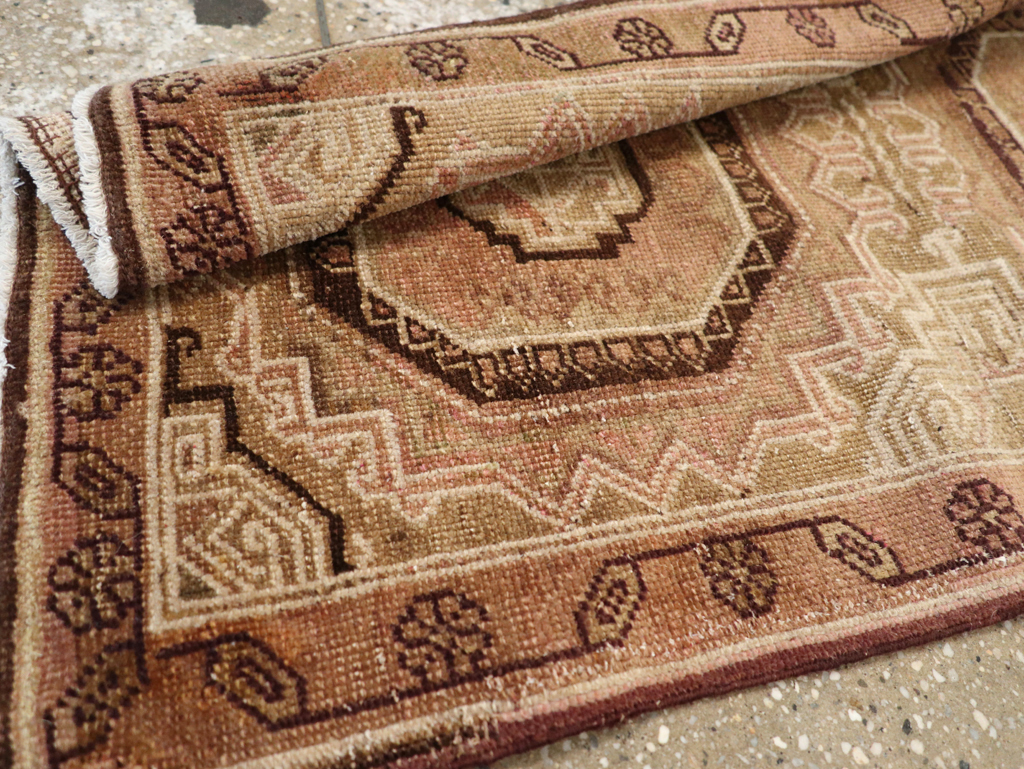 Antique Khotan Rug, No.22674 - Gss