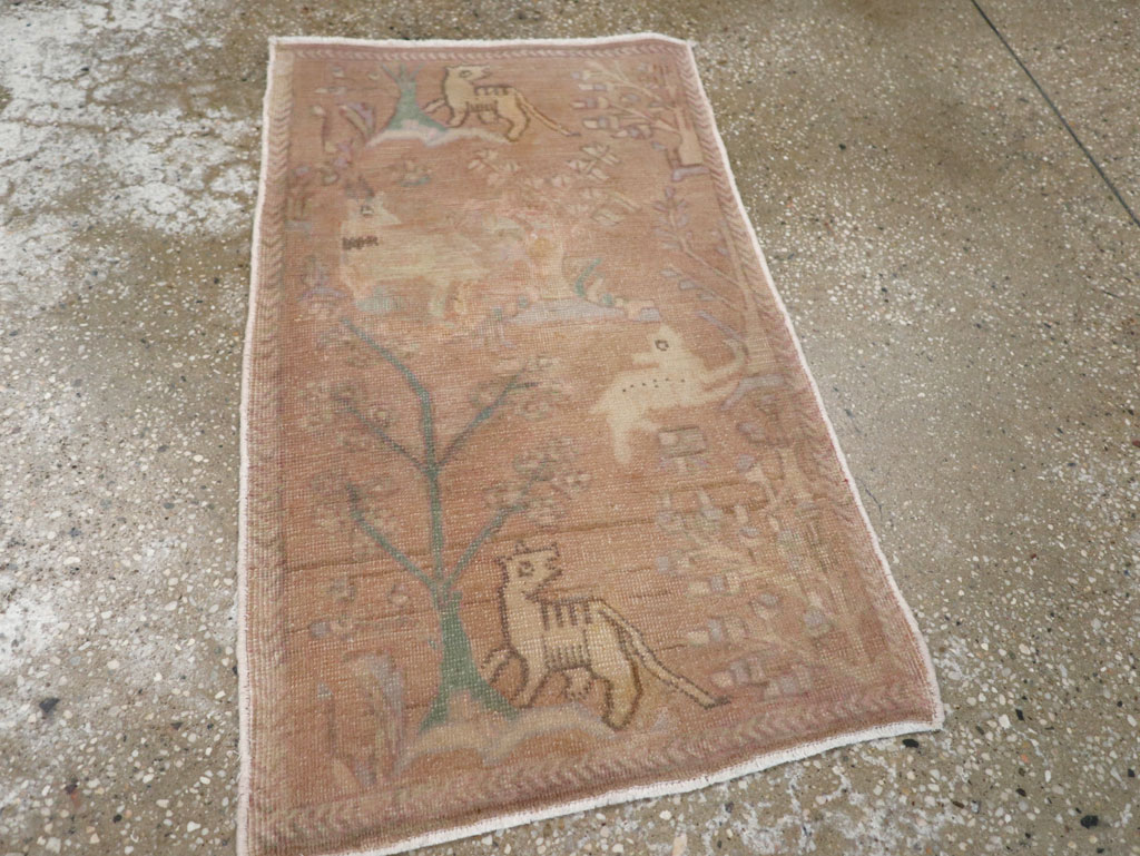 Vintage Persian Tabriz Pictorial Rug, No.22675 - Gss