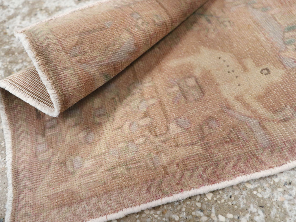 Vintage Persian Tabriz Pictorial Rug, No.22675 - Gss