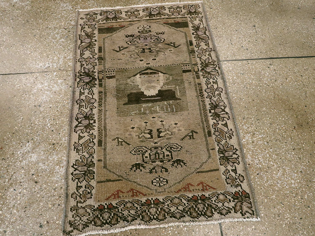 Vintage Persian Malayer Pictorial Rug, No.22676 - Gss